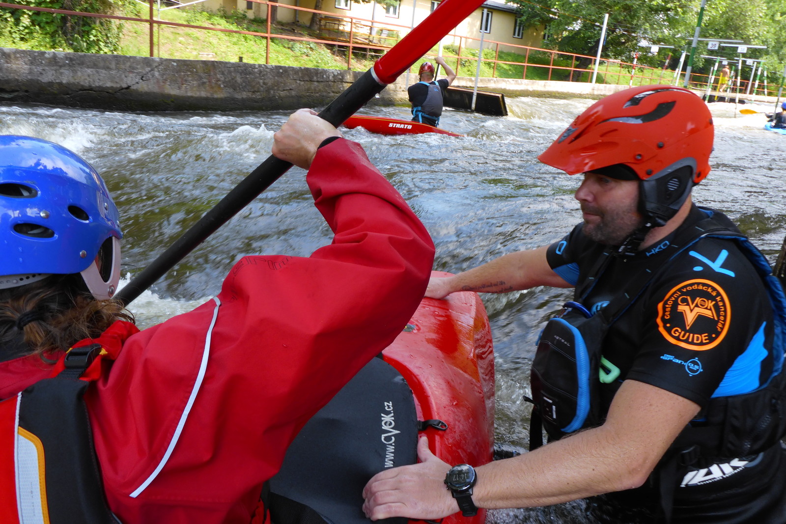 Kajak škola v neděli - Kanál Brandýs, kajakáři z Paraplíčka