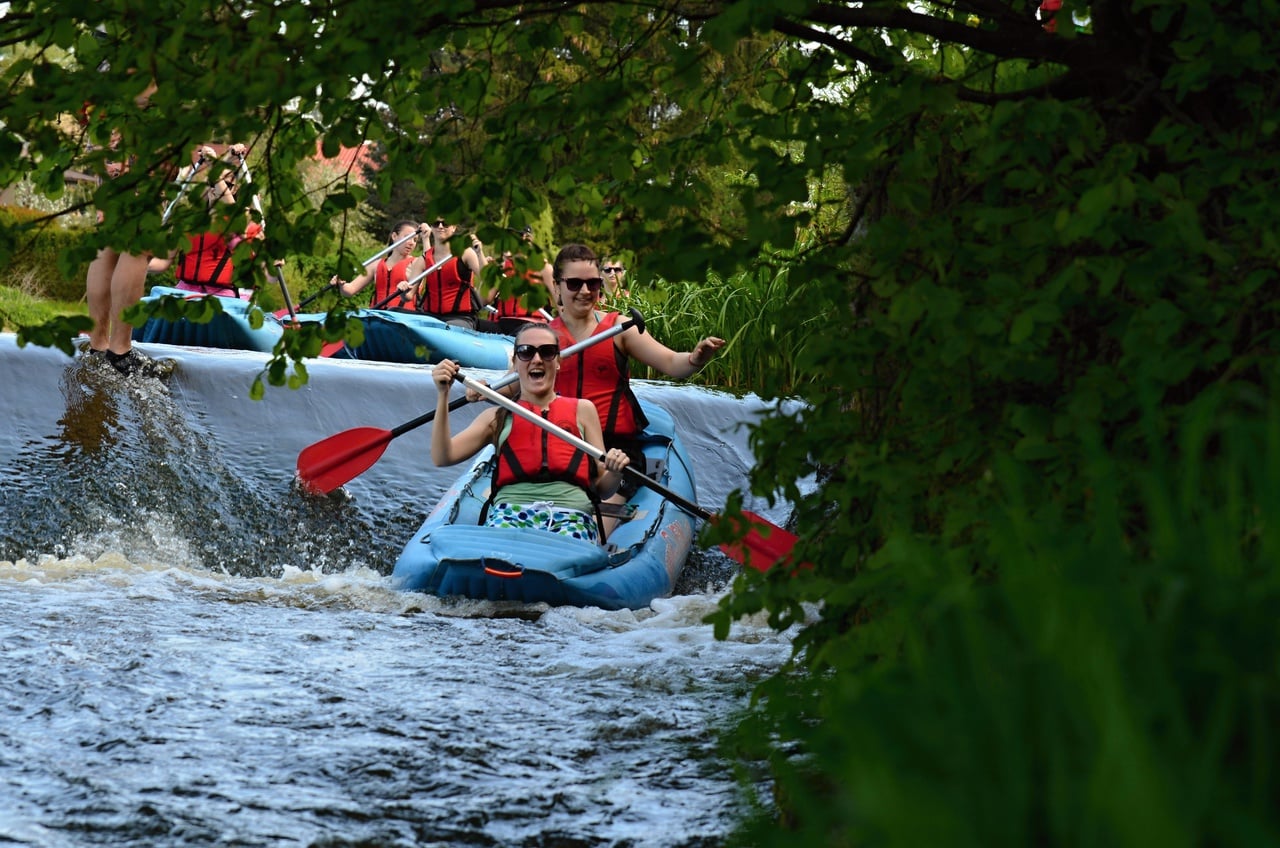 Sázava z Kácova, dovolená na vodě bez starostí. Snídaně a kempy v ceně.