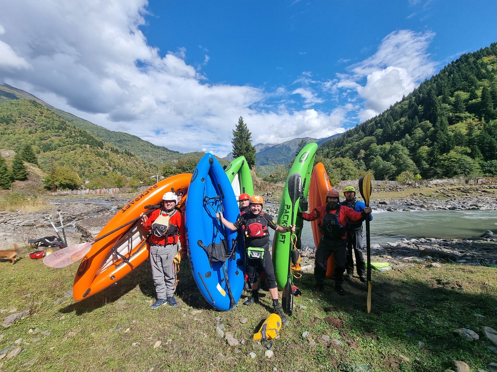 Gruzie na packraftu nebo kajaku