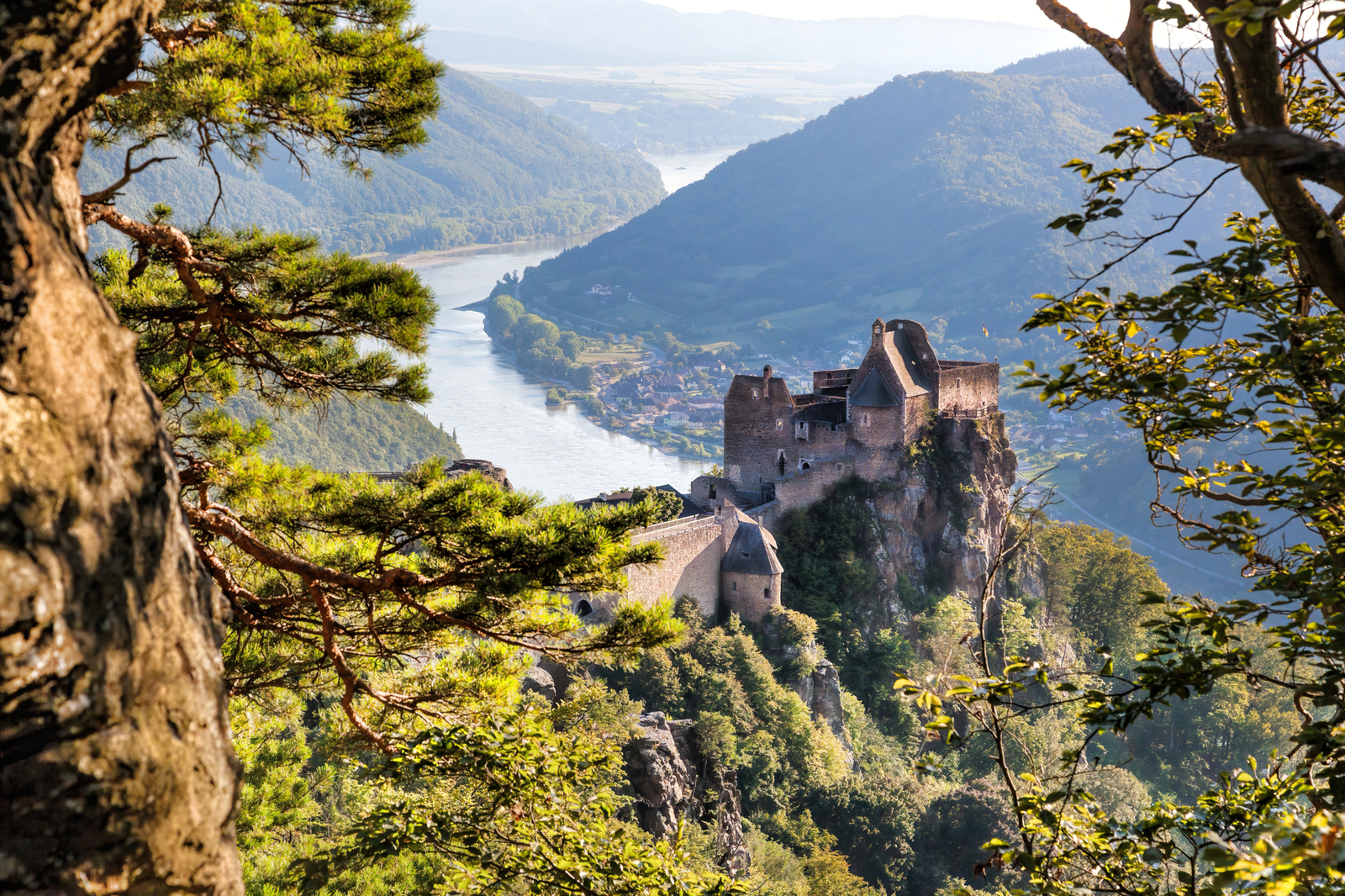 Po Dunaji jedinečným údolím Wachau na seakayaku. Doprava s námi nebo vlastní.