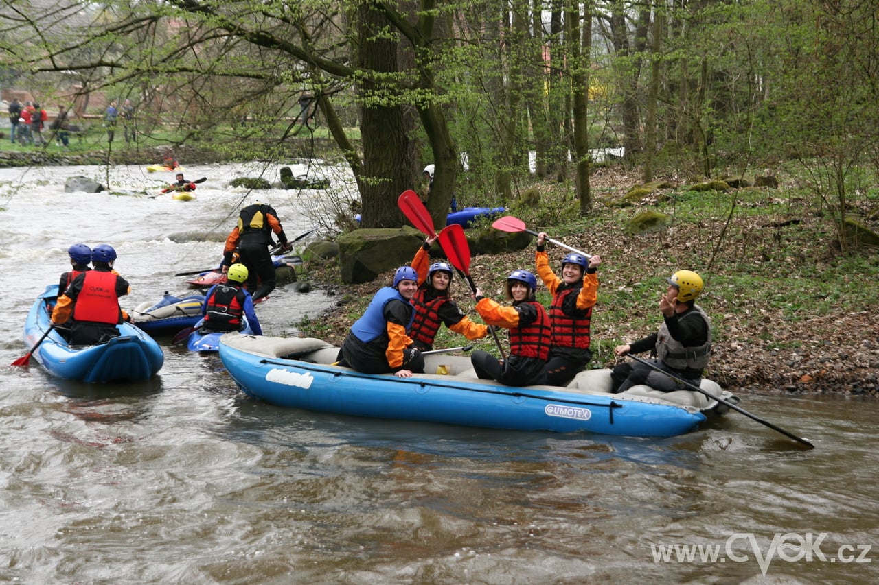 Rafting Doubrava s instruktorem nebo jen půjčovna