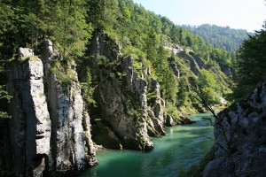 Rakousko. Romantické řeky Tiroler Ache a Saalach na kánoi. Doprava s námi nebo vlastní.